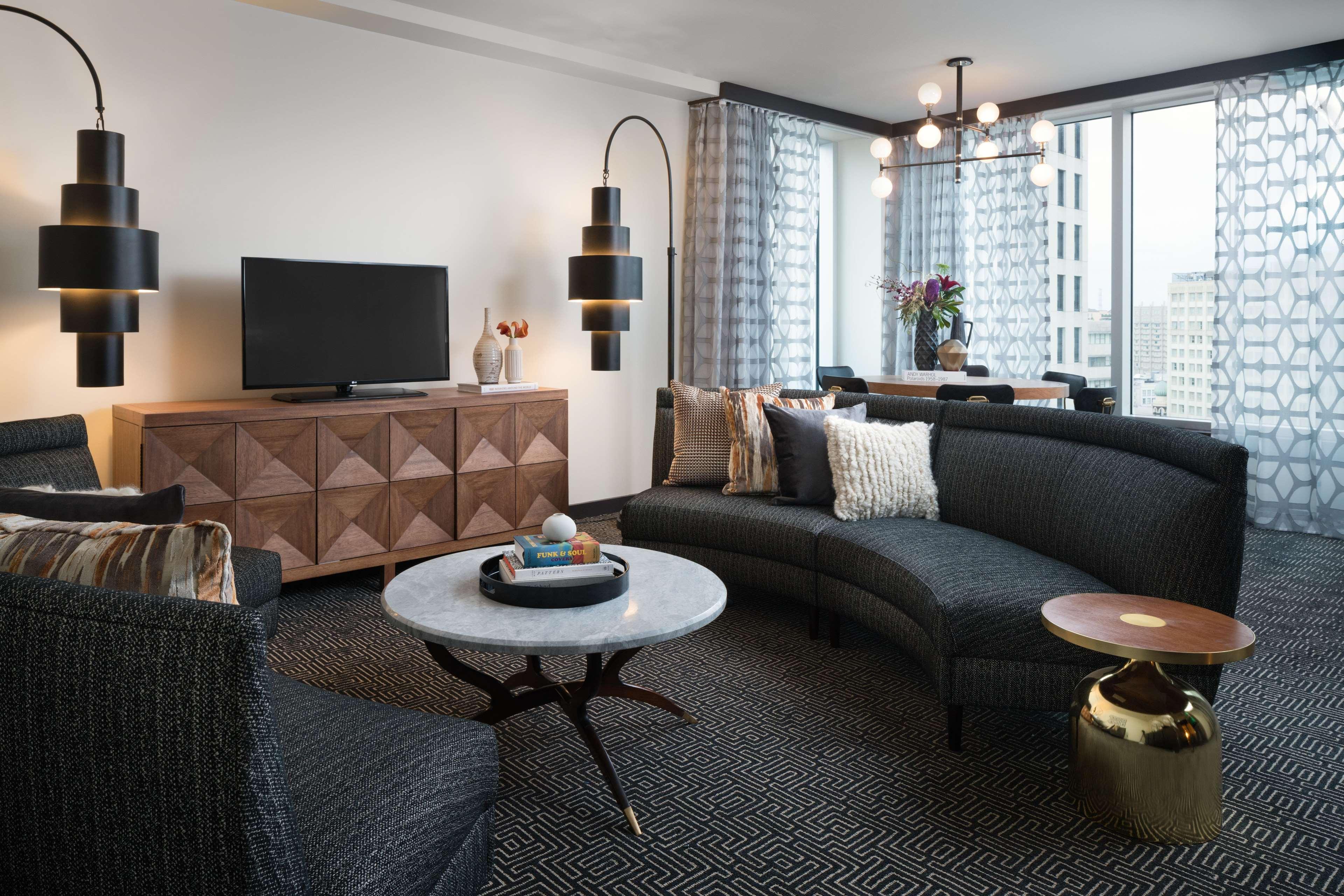 The Troubadour Hotel